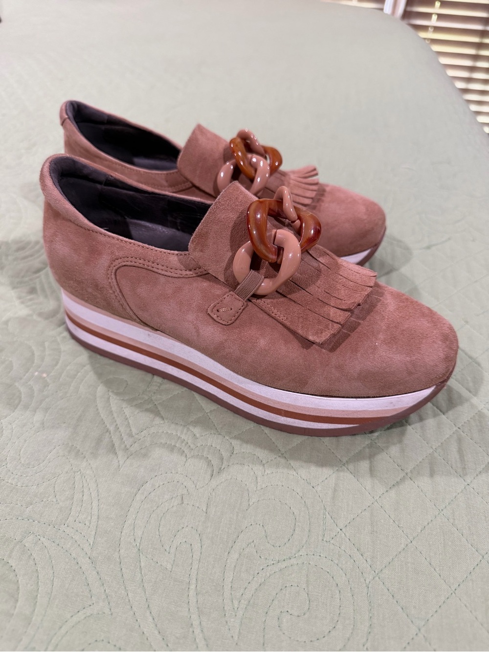 Softwaves Fringed Suede Platform Loafers in Brown